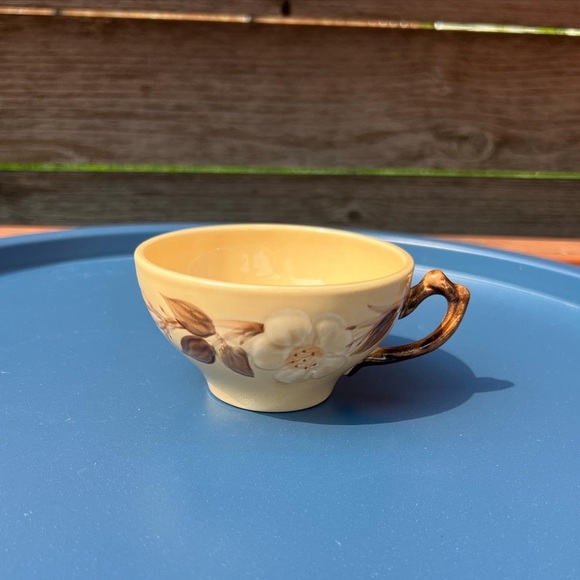 Vintage floral teacup - Picture 3 of 4